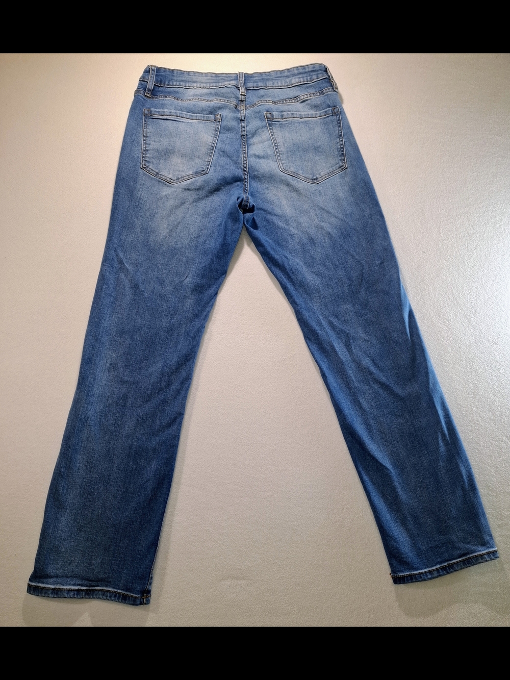 LAZER Men’s Straight Jeans in Faded Blue - Picture 4 of 11
